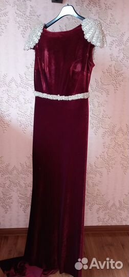Вечернее платье