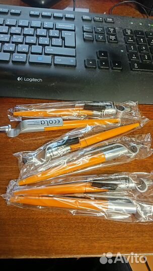 Ручка сувенирная - подставка для телефона