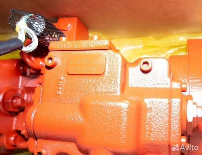 Качающий узел Hitachi zx270