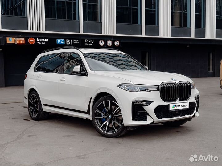 BMW X7 3.0 AT, 2022, 15 000 км