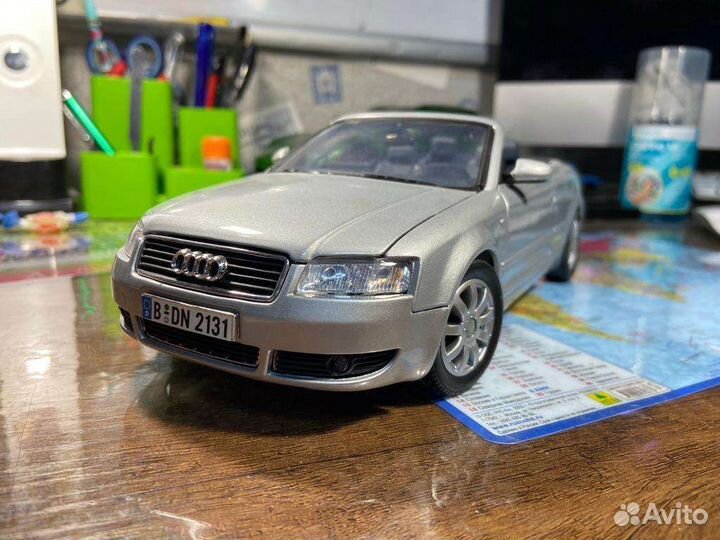 Audi a4 cabriolet 1 18