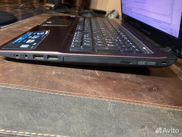 Ноутбук Asus. 15', Core i3, RAM 8Gb, SSD 250Gb