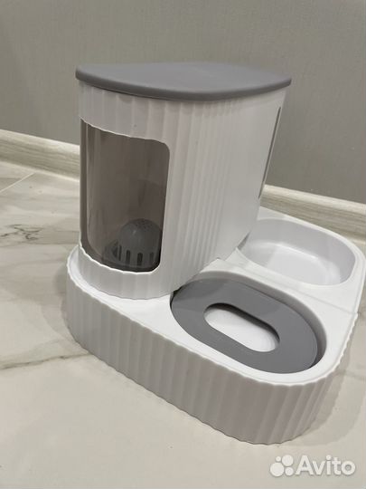 Автокормушка для кошек