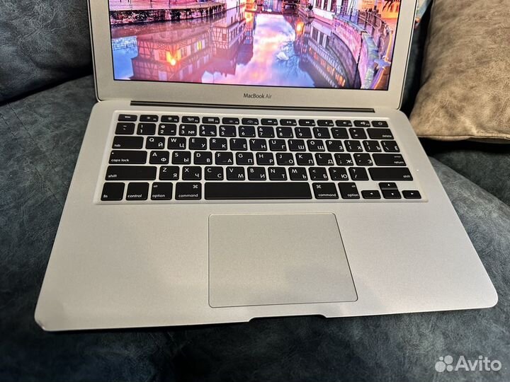 Apple MacBook Air 13 2011