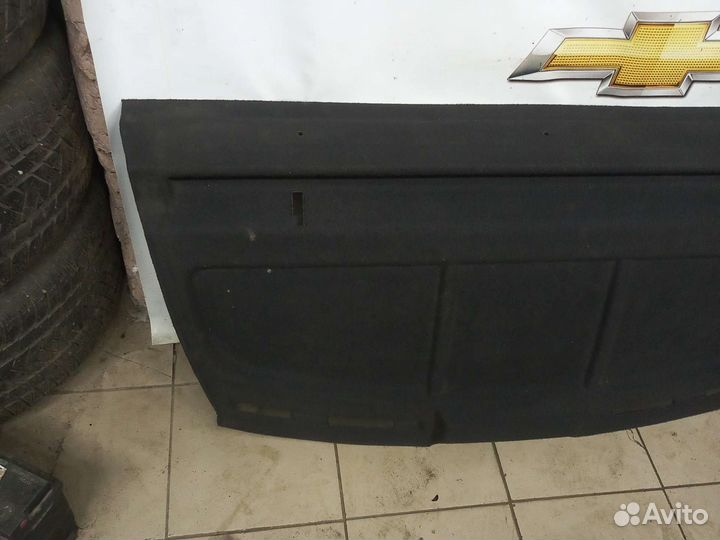 Задняя полка Опель Астра Н седан