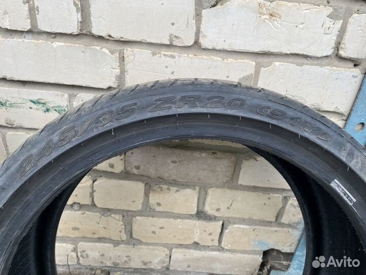 Pirelli P Zero 245/35 R20 91Y