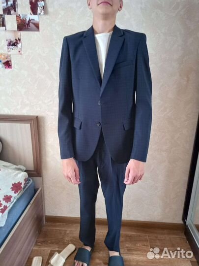 Школьный костюм