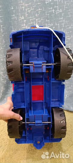 Большой грузовик (машинка)