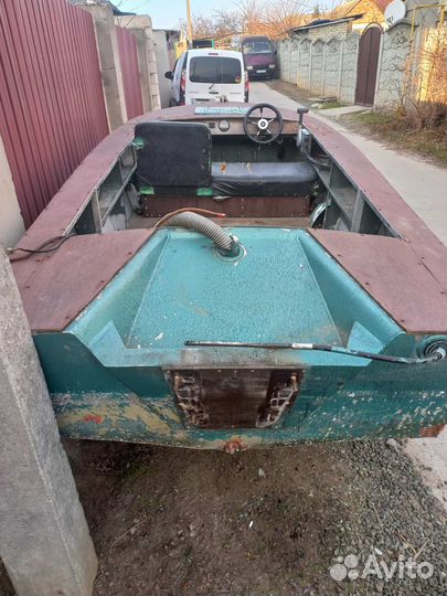 Лодка Прогрес 4