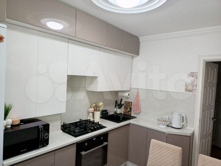 3-к. квартира, 60 м², 2/5 эт.