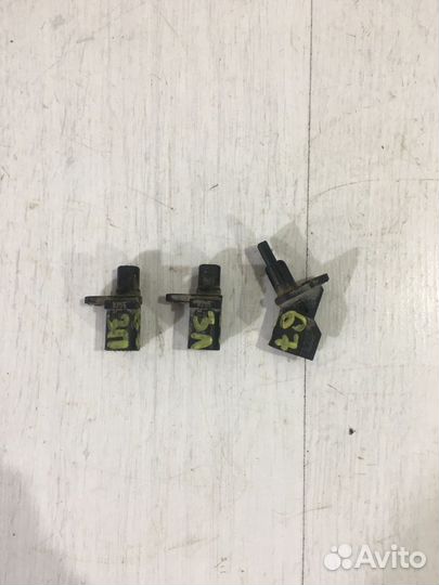 Датчик ABS задний mazda 3 BK 2.0 мт седан