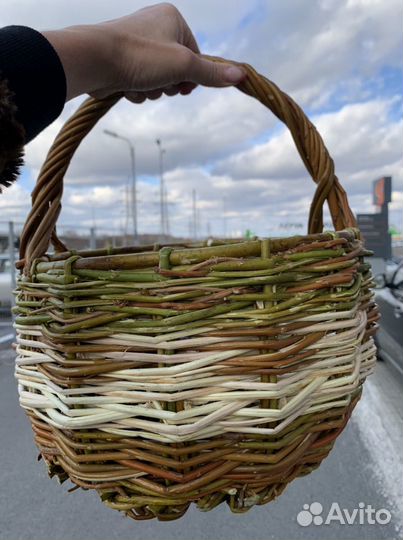 Корзина плетеная