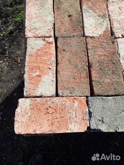 Кирпич бу