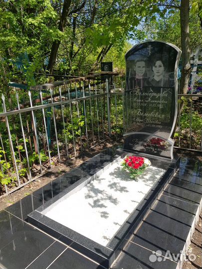 Памятники