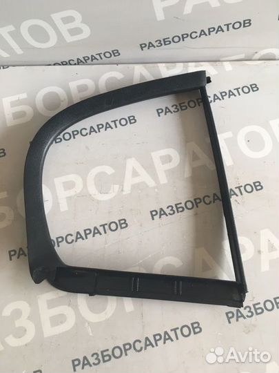 Уплотнитель форточки задний левый Nissan Almera