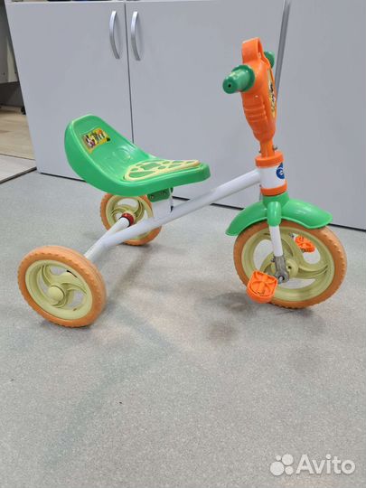 Детский трехколесный велосипед