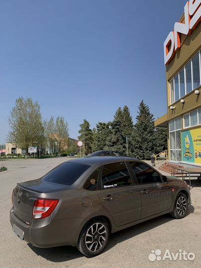LADA Granta 1.6 МТ, 2013, 130 000 км
