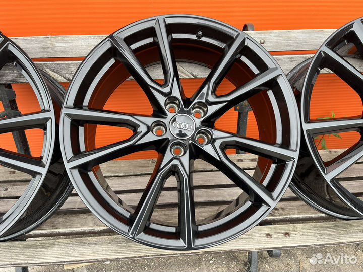 Оригинальные диски R20 от Audi Q5 (FY)