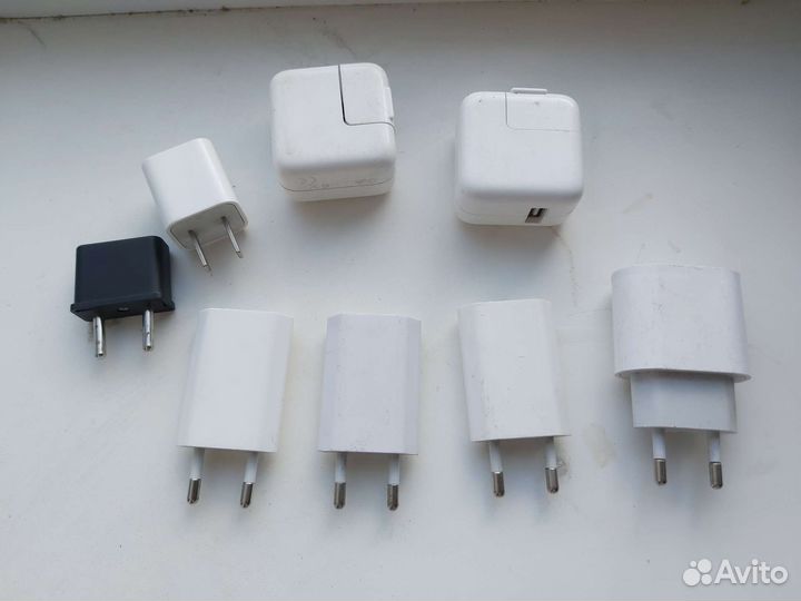 Зарядки для телефонов