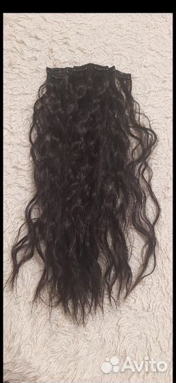 Волосы на заколках