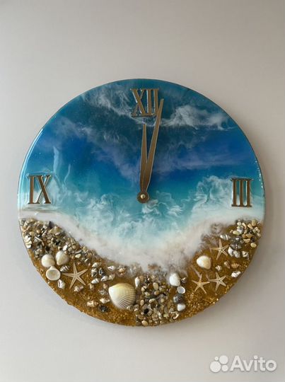 Картины, часы ручной работы