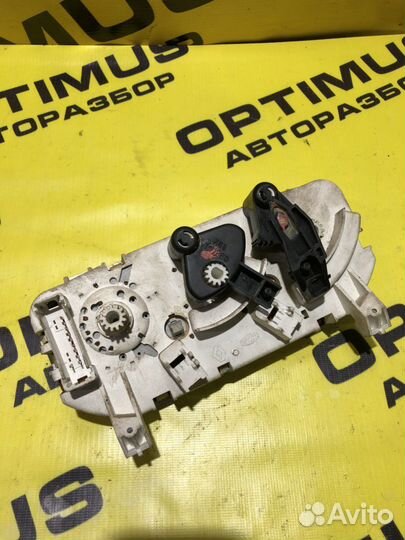 Блок управления печкой Рено Клио