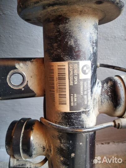 Передние амортизаторы BMW F10/11/13