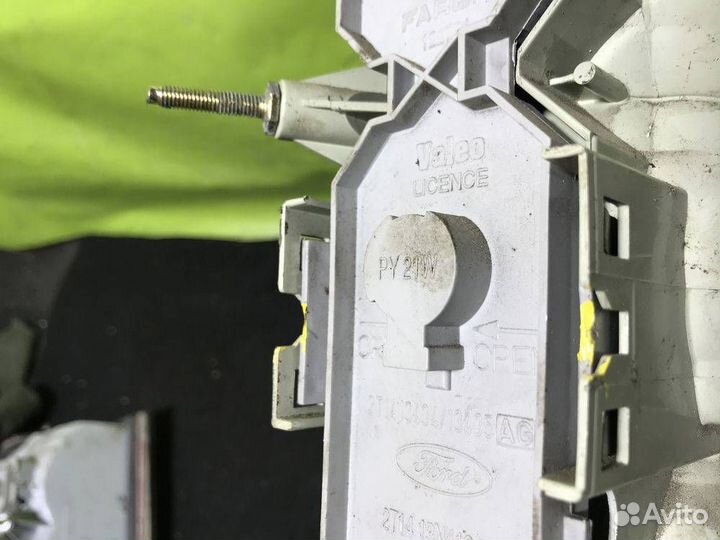 Фонарь задний левый Ford Transit Connect 2002-2