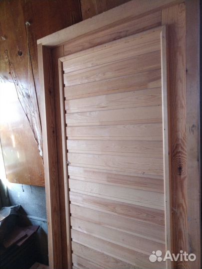 Двери деревянные