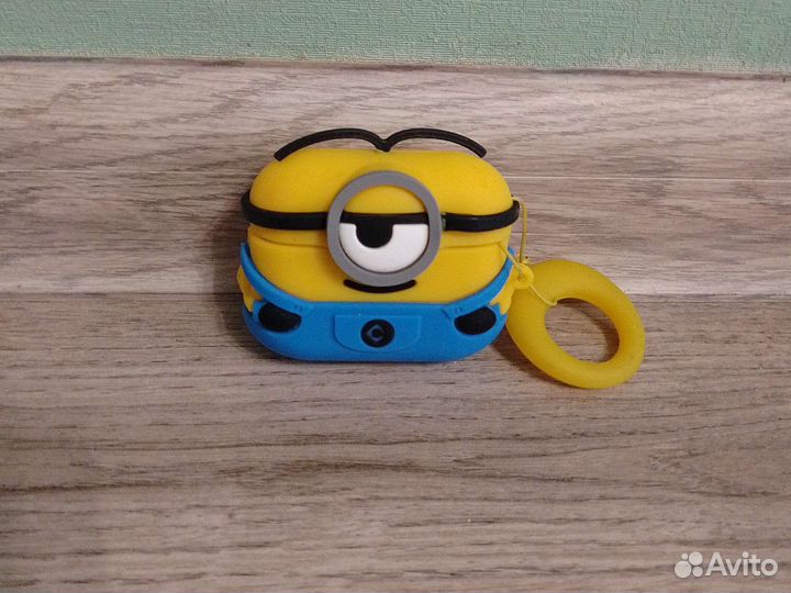 Чехол для беспроводных наушников в виде миньона