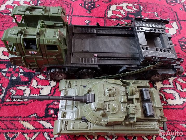 Детские игрушки