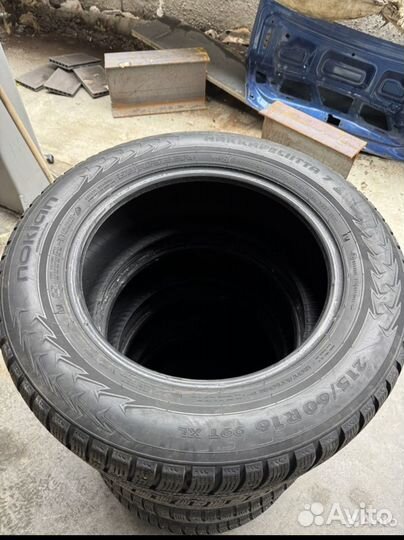 Nokian Tyres Hakkapeliitta 7 215/60 R16 99T