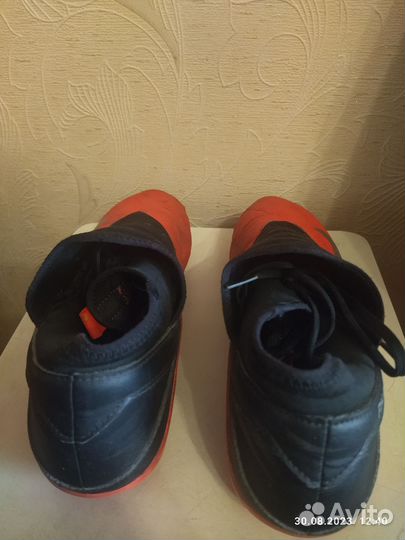 Футбольные бутсы 44 размер
