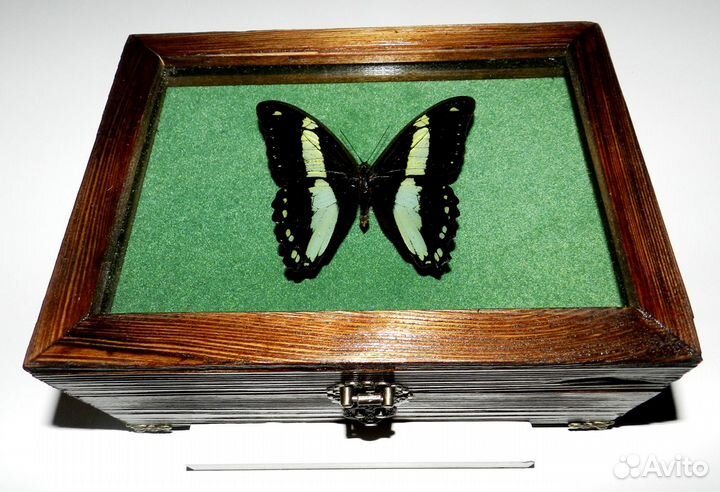 Шкатулка для украшений