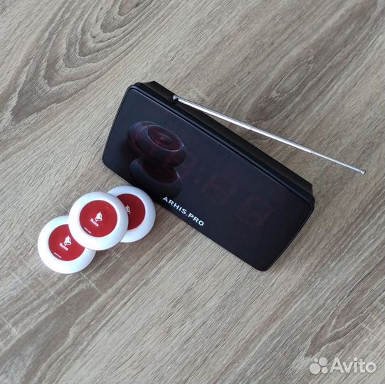 Кнопка вызова персонала и табло, часы, усилитель