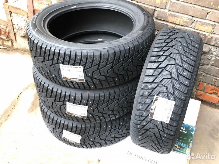 Hankook Winter i'Pike X W429A 255/50 R20 109T