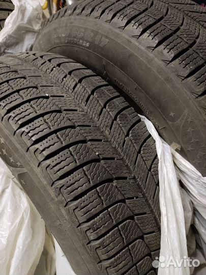 Michelin X-Ice 3 215/65 R17