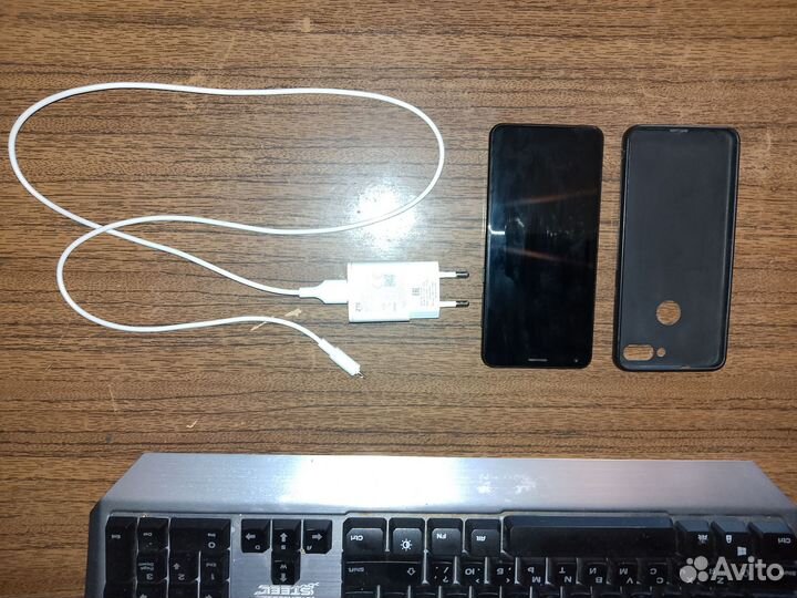 Смартфон ZTE Blade V9