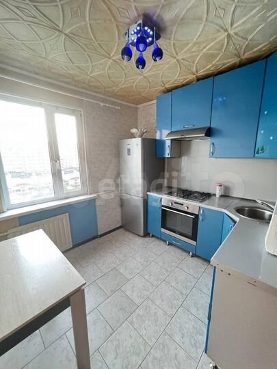 3-к. квартира, 60 м², 6/9 эт.