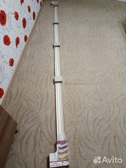 Карниз потолочный трехрядный