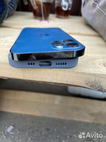 iPhone 12 Pro, 256 ГБ