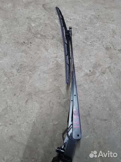 Рычаг стеклоочистителя со щёткой мтз ук кабина