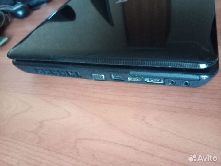 Ноутбук Toshiba satellite i3