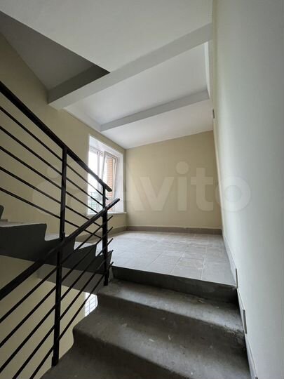 2-к. квартира, 75,8 м², 2/4 эт.