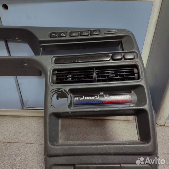 Накладка центральной консоли ваз 2114