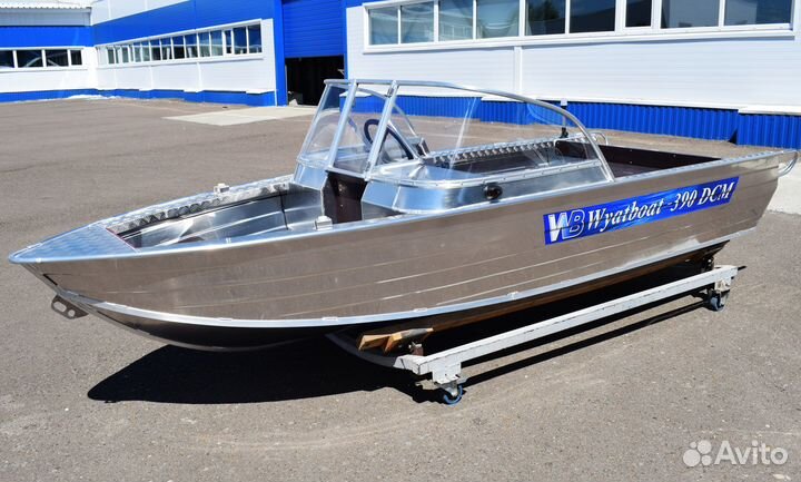 Новая моторная лодка Wyatboat 390 DCM нерегистрат