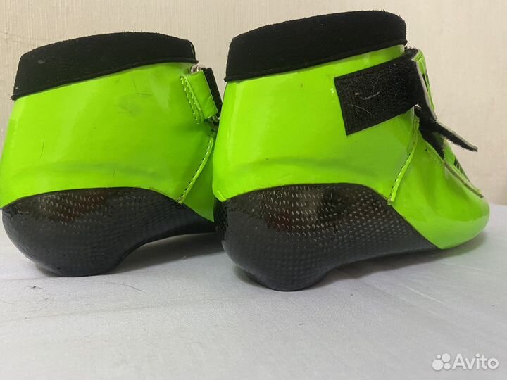 Коньки для шорт трека