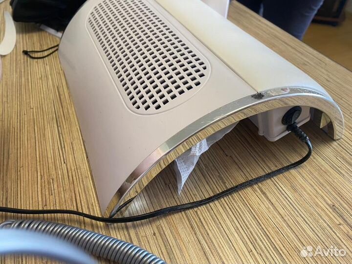 Вытяжка для маникюра