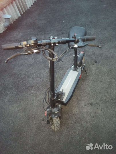 Продам электро самокат Kugookirin m4 pro