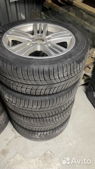 Оригинальные диски бмв r18 на зимней резине